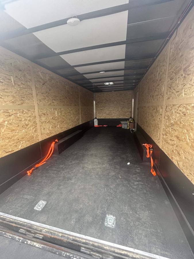 2023 Cargo Mate E-Series Enclosed Trailer, photo 4