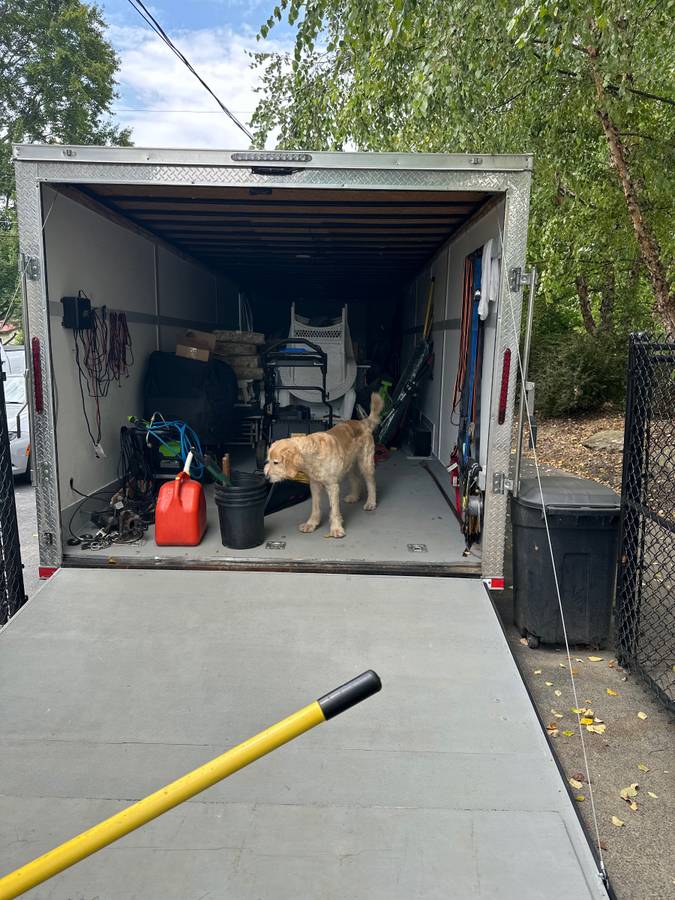 Enclosed 30’car hauler, photo 4