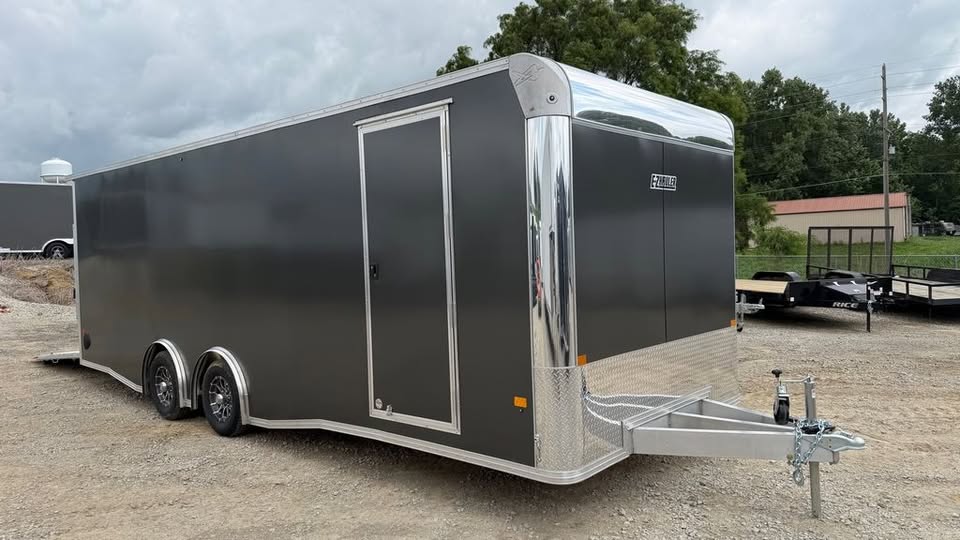 2026 EZ Hauler 8.5x24 all-aluminum enclosed race trailer, photo 2