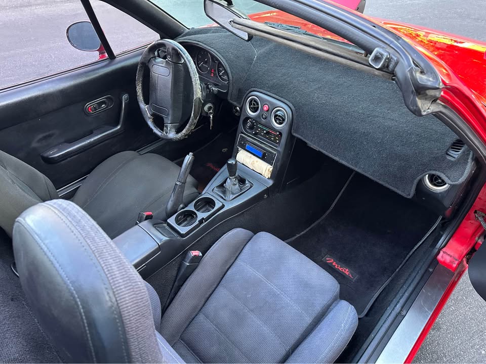 1992 Mazda Miata, 5-speed manual, 200k miles, no rust, photo 7
