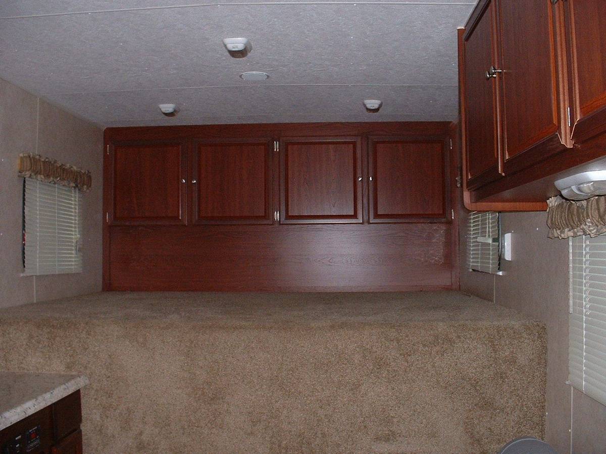 2012 Vintage Outlaw 53' Enclosed Car Hauler with Living Quarters, photo 2