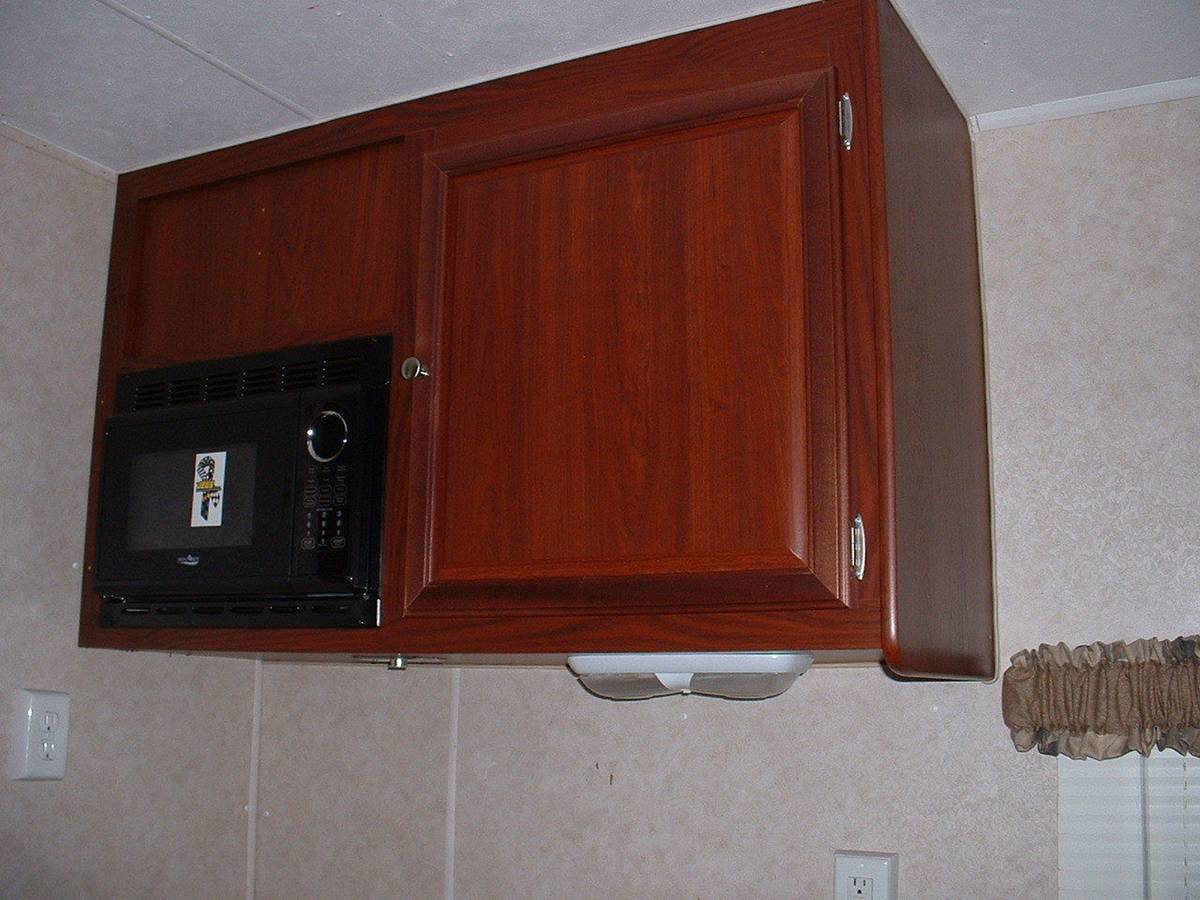 2012 Vintage Outlaw 53' Enclosed Car Hauler with Living Quarters, photo 3