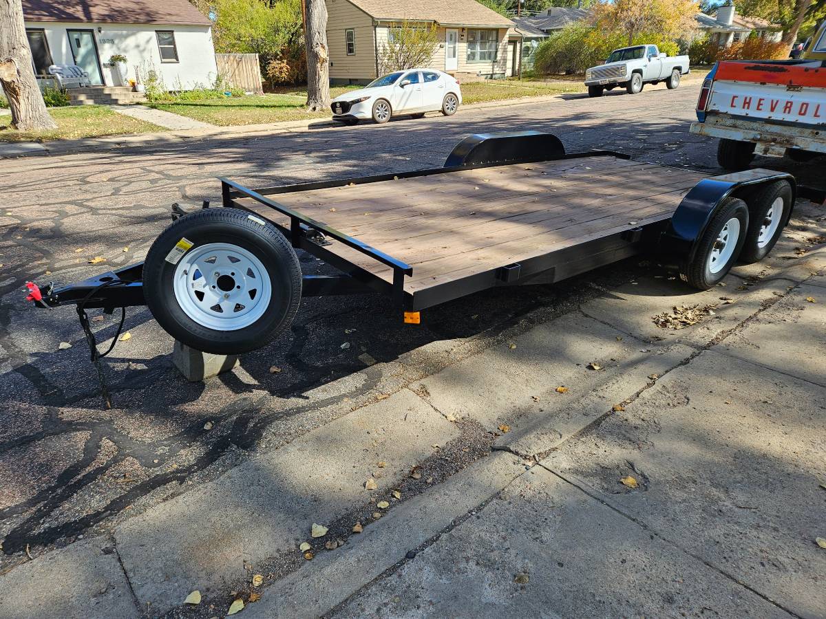 2018 EA P&T 82″ × 18′ car hauler — 7,000 lb gvwr, photo 2