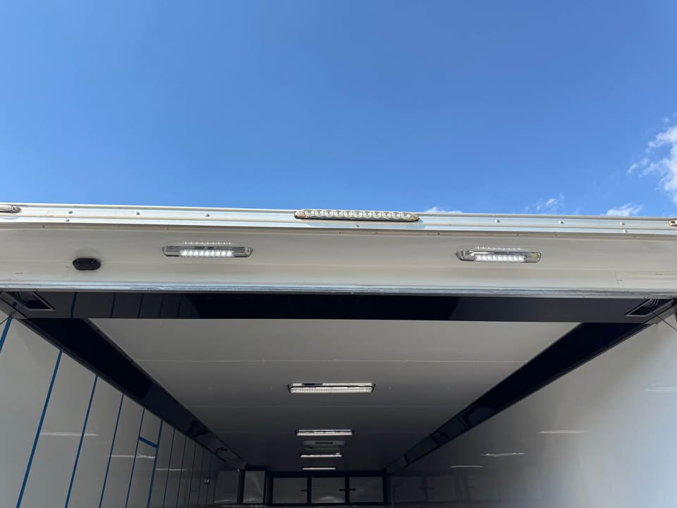 2020 Bravo Star 8.5x28 enclosed trailer, new tires, photo 13