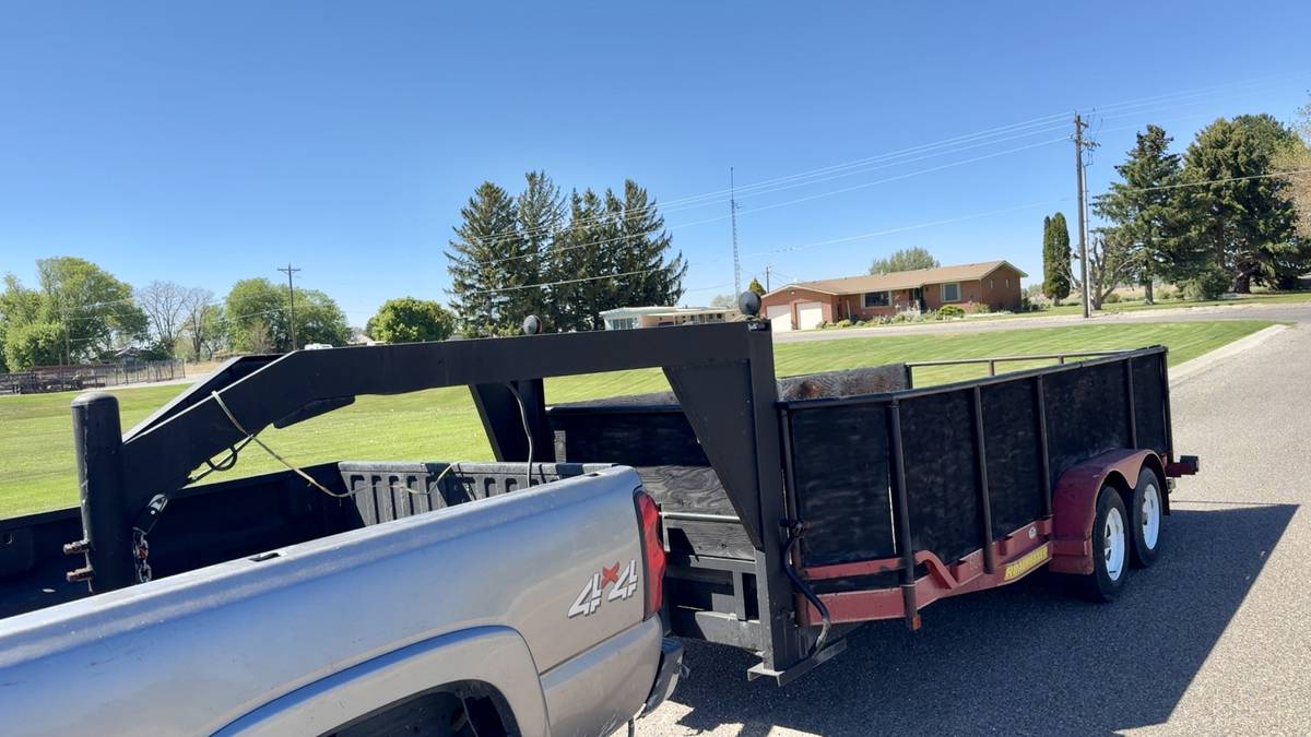 Gooseneck trailer 7x16 car hauler or landscaping trailer, photo 10