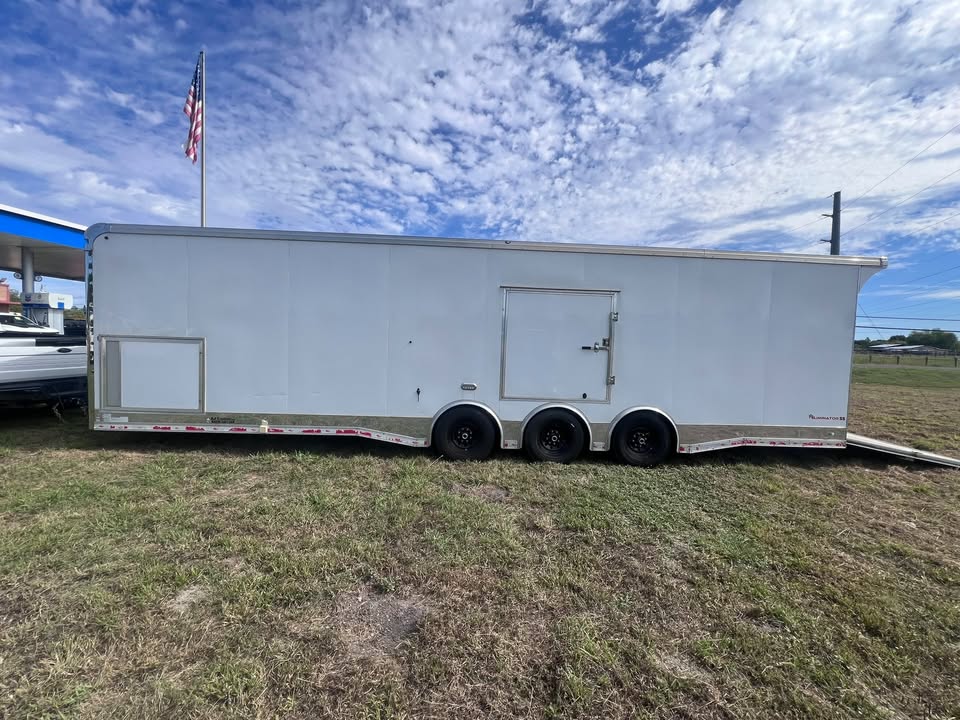 2022 Cargo Mate Eliminator 34 ft enclosed race car hauler, photo 2