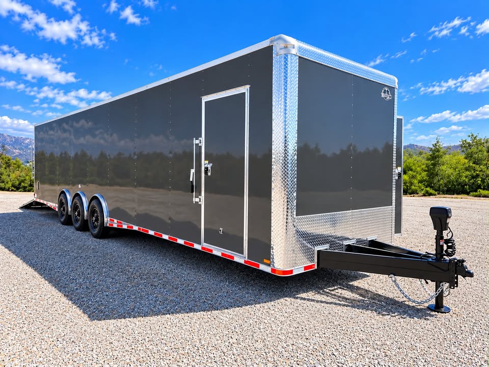 2027 36 ft heavy duty enclosed car hauler, dual side doors, photo 3