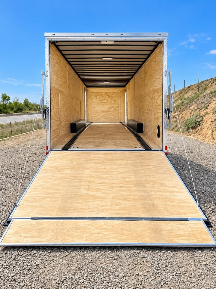 2027 36 ft heavy duty enclosed car hauler, dual side doors, photo 8