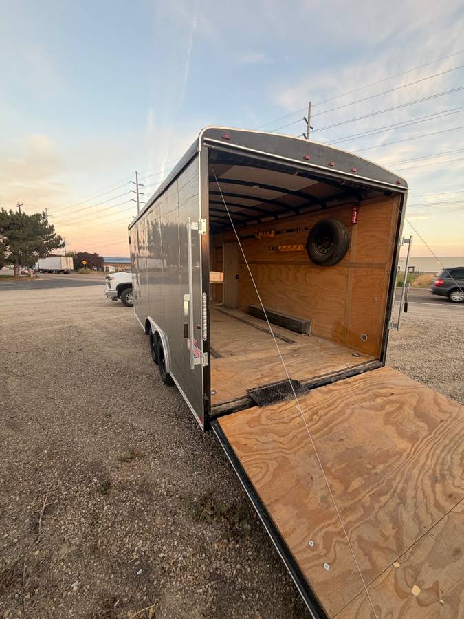 Enclosed Trailer, photo 7