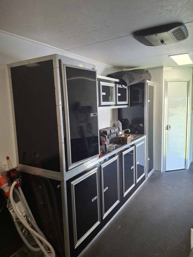 2019 Vintage Pro Stock 53’ Enclosed Race Trailer, photo 7