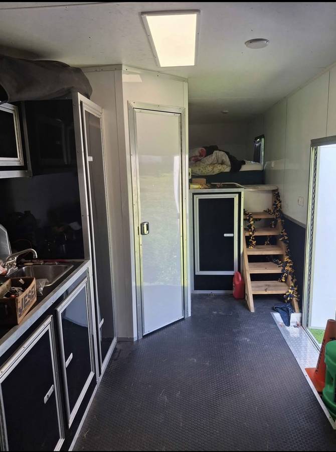 2019 Vintage Pro Stock 53’ Enclosed Race Trailer, photo 10