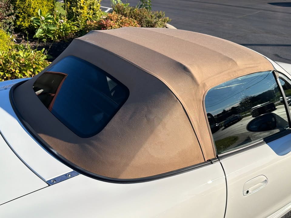 2000 Mazda Miata, manual, tan soft top, no A/C, photo 15