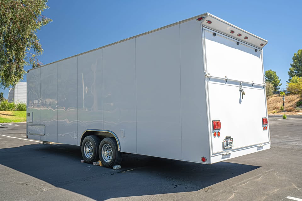 2005 Progressive Industries custom motorsports race/support trailer, photo 2