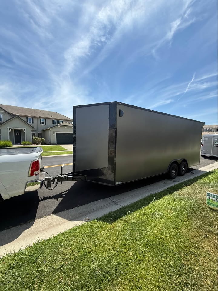 2025 Trailer enclosed, photo 4
