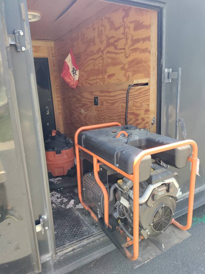 Enclosed Insulated trailer, photo 6