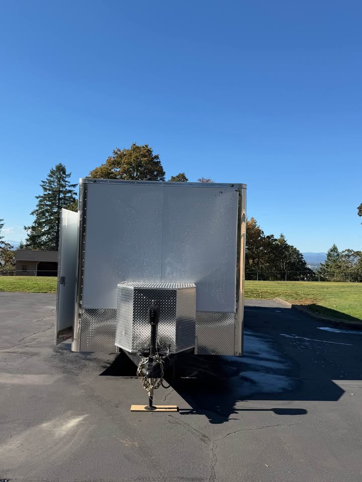 28’ Race/Motorsports trailer Cargo Mate, photo 3