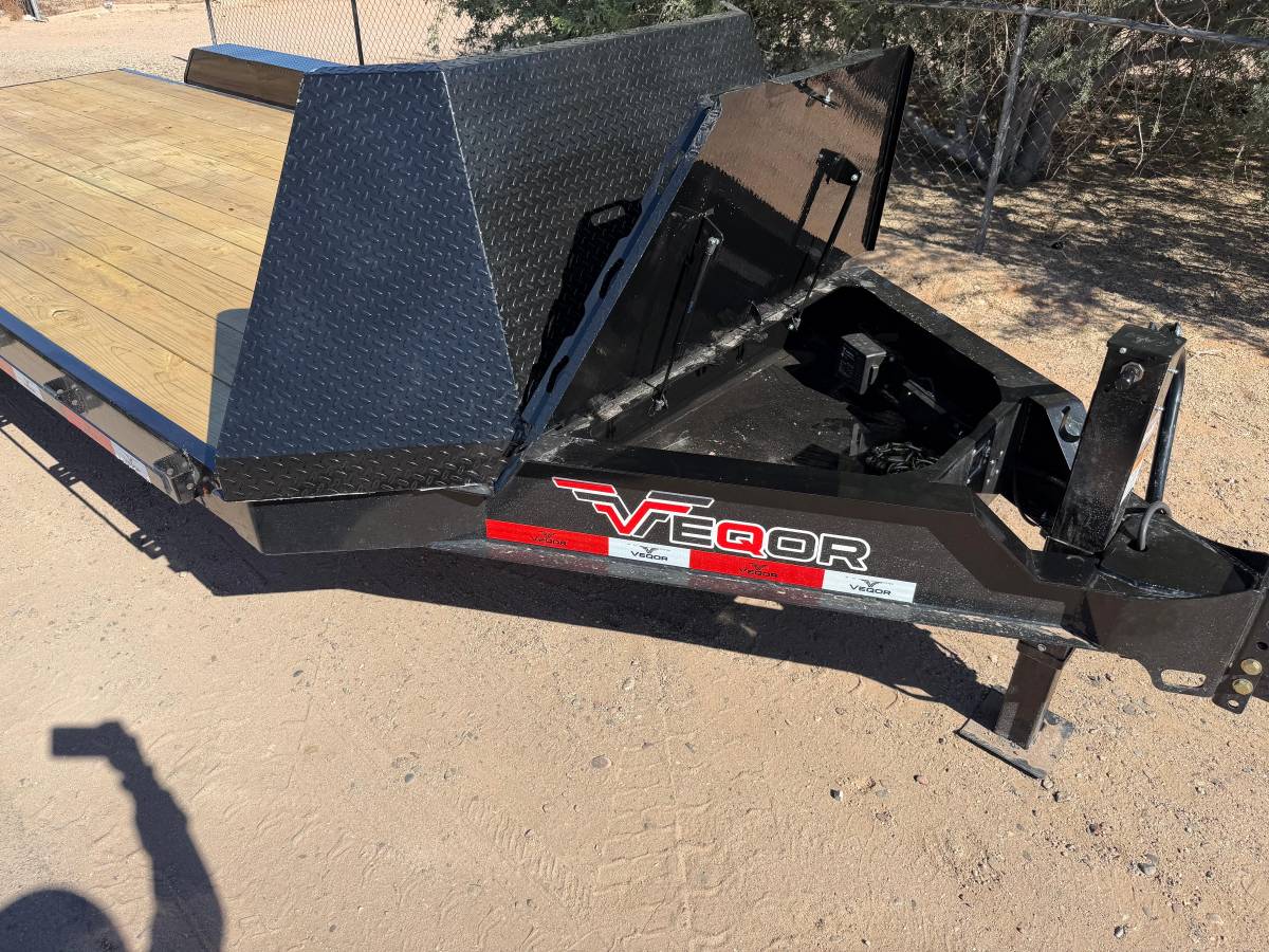 2026 trailer equipment car hauler trailer 7’x20’, photo 3