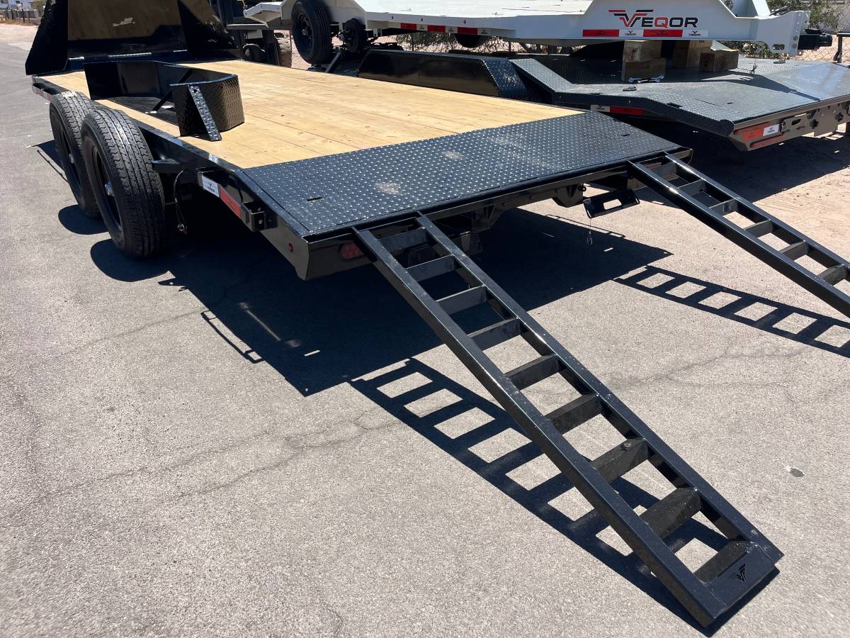 2026 trailer equipment car hauler trailer 7’x20’, photo 4