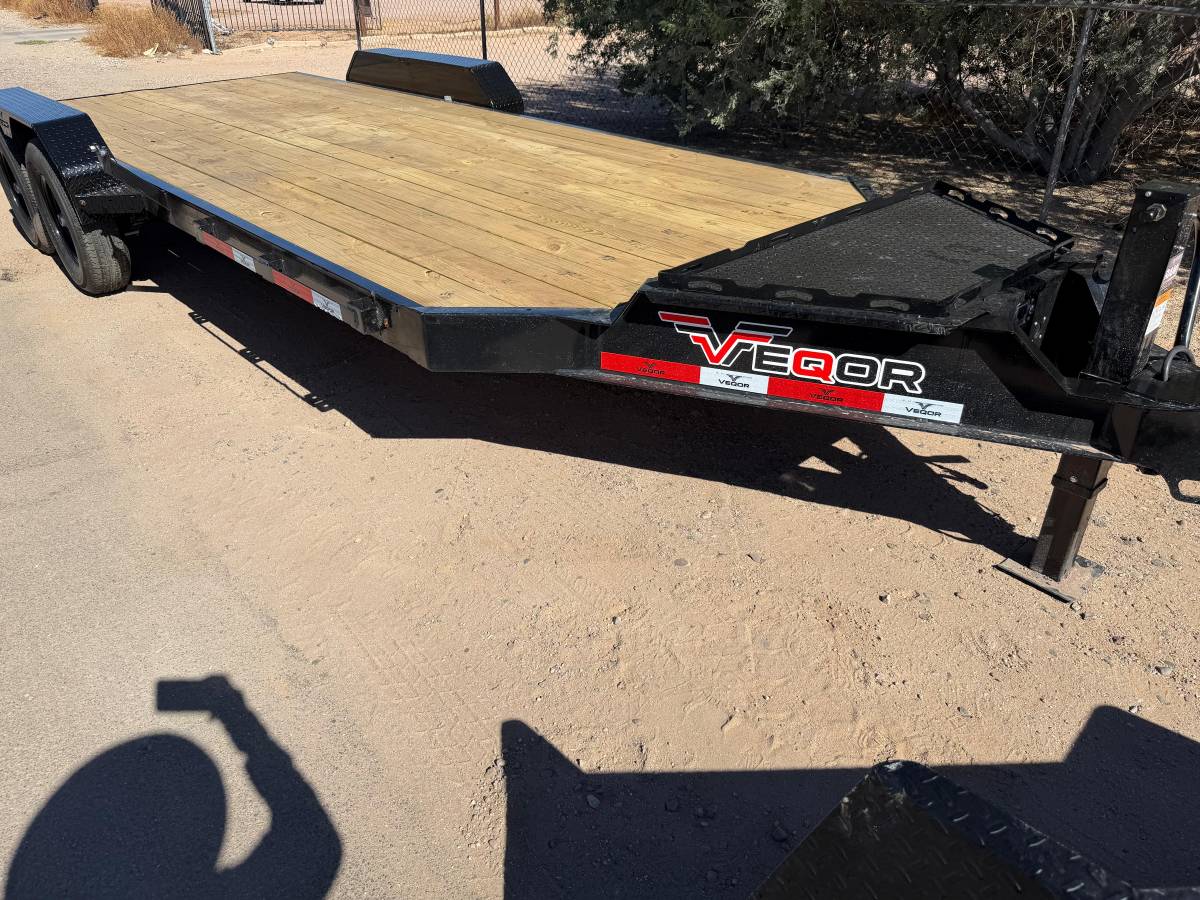 2026 trailer equipment car hauler trailer 7’x20’, photo 6