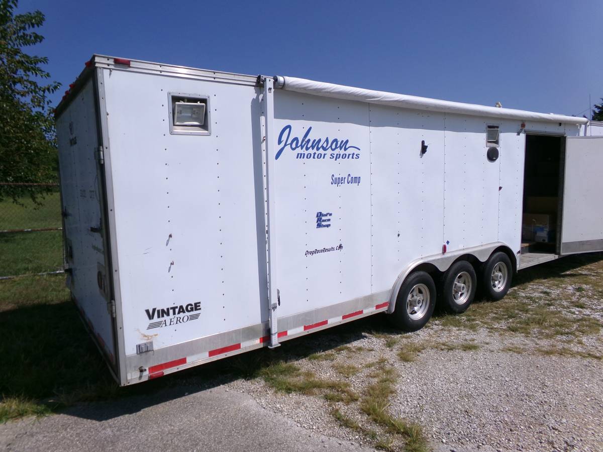 Trailer 40 ft.& 8 ft. wide GooseNeck. 1997 Trailer has a big side door, photo 11