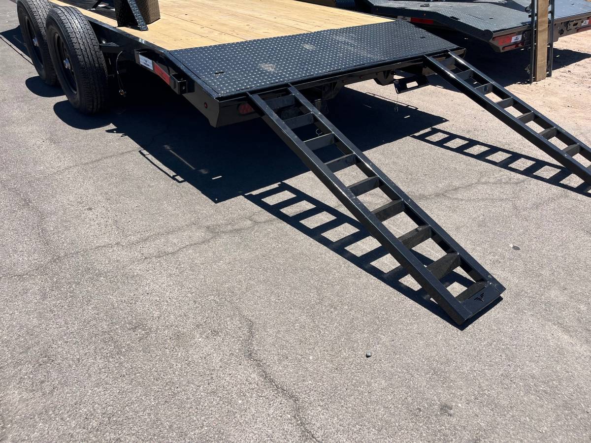 2026 car hauler trailer 7’x20’, photo 2