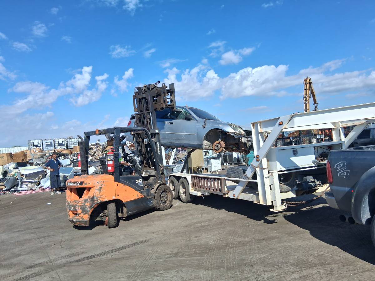 Gooseneck car hauler, photo 3