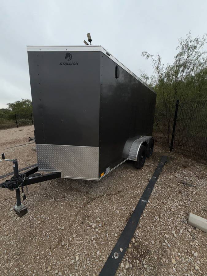 8’ x 16’ x 7’ enclosed trailer, photo 2