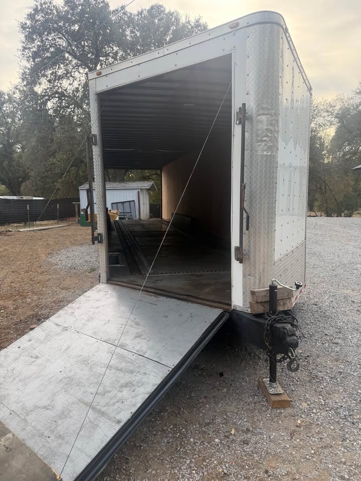 2023 car hauler 36’, photo 3