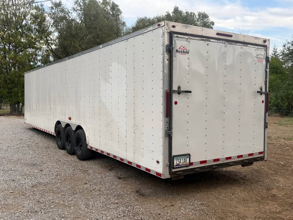 2023 car hauler 36’, photo 9