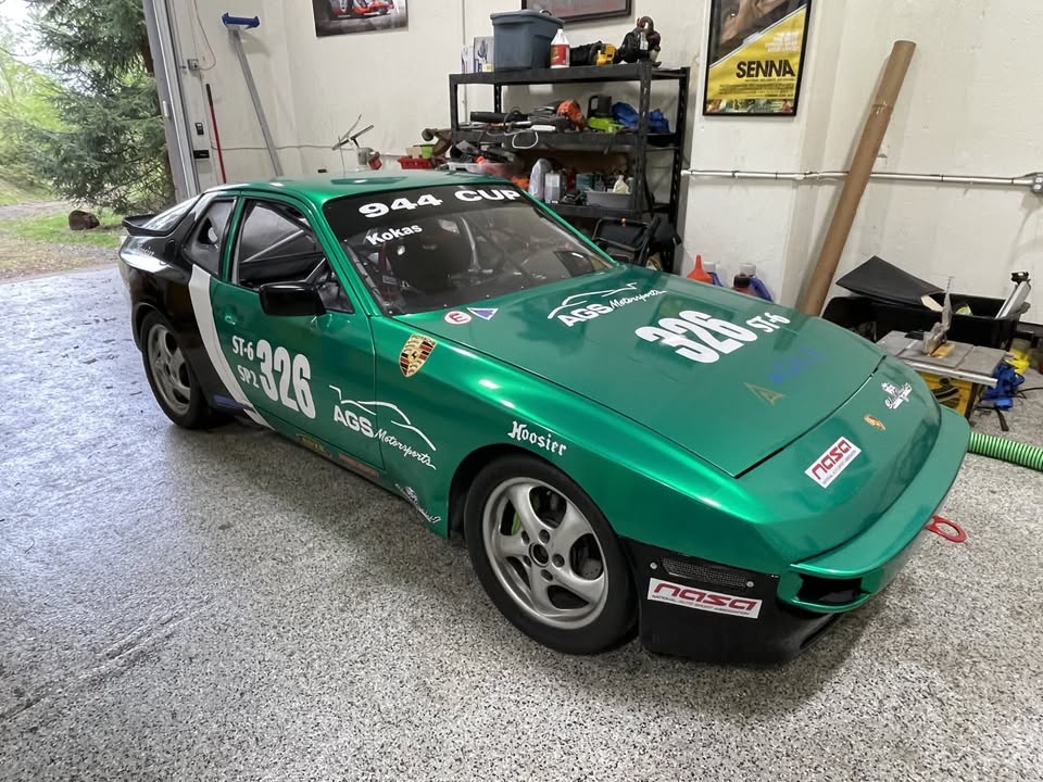 1988 Porsche 944 race car, current NASA logbook, big spares package, photo 14
