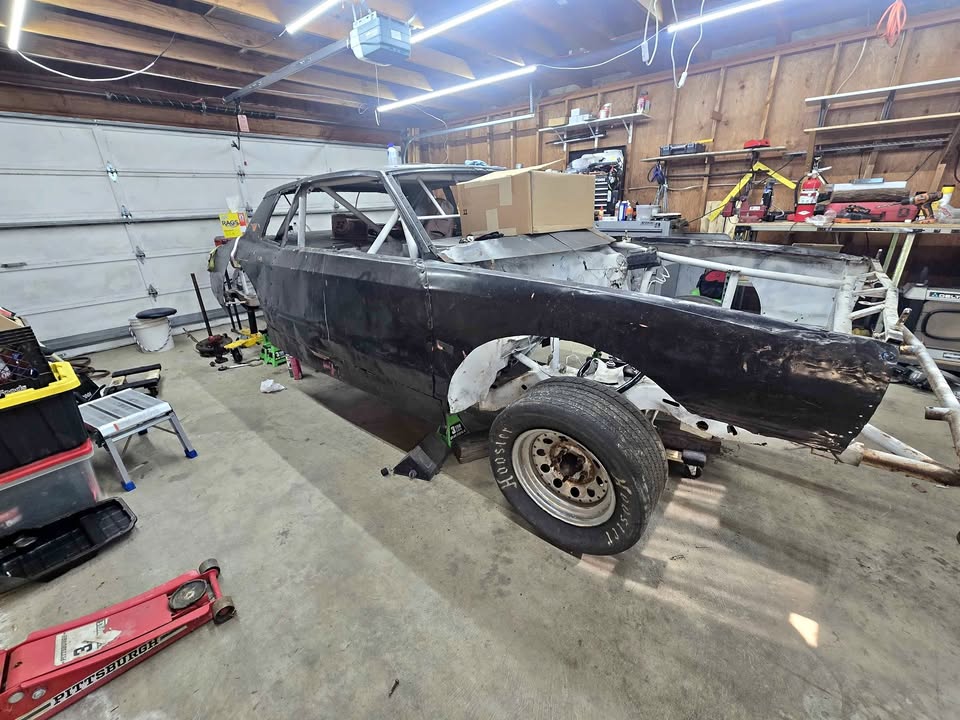 Metric hobby stock chassis with 350
