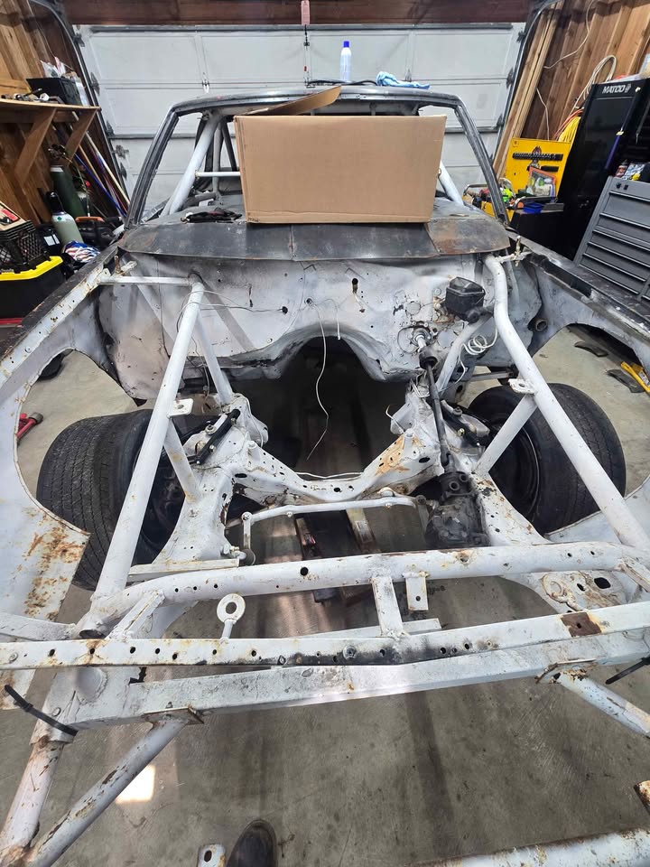 Metric hobby stock chassis with 350, photo 3