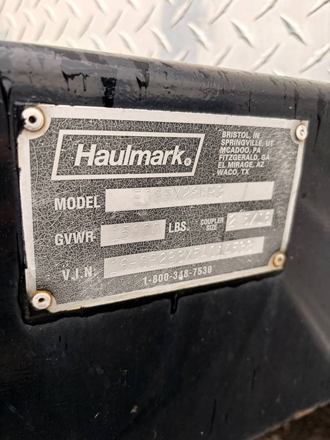 2005 Haulmark Edge live aboard 32' race trailer, photo 8