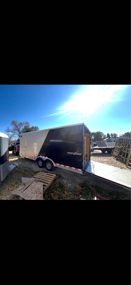 Enclosed Car Hauler Trailer, photo 5
