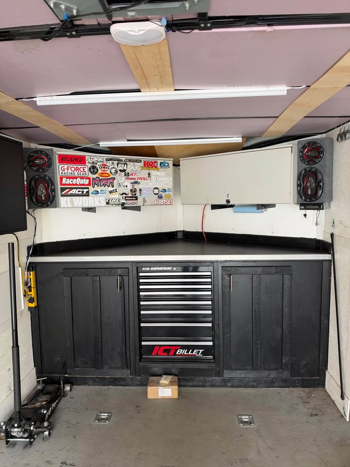 2021 Discovery 20ft car hauler enclosed trailer, photo 6