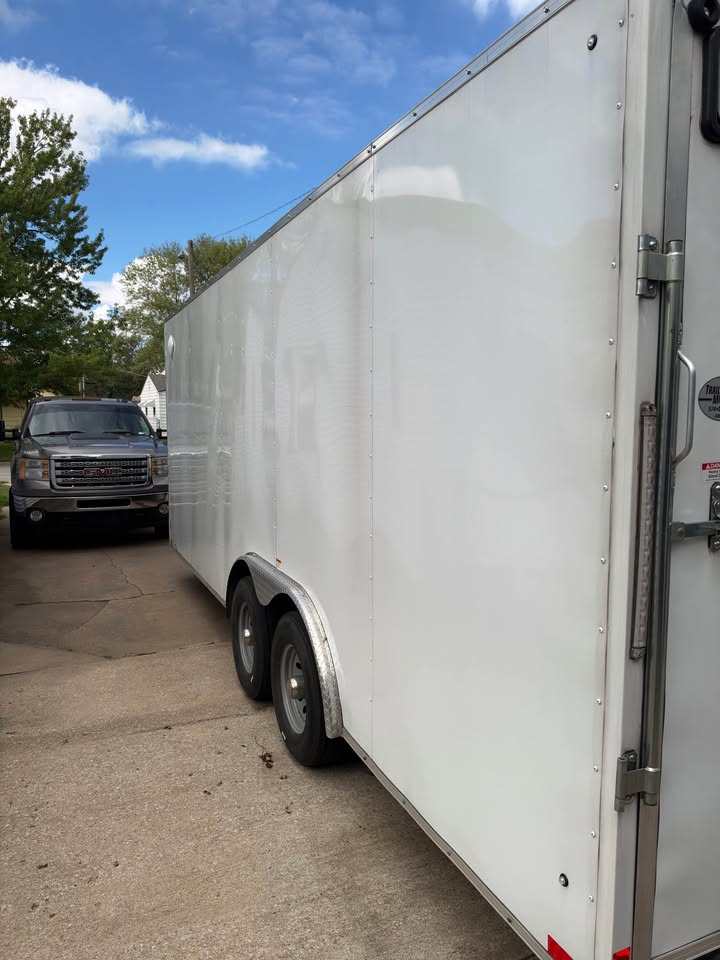 2021 Discovery 20ft car hauler enclosed trailer, photo 10