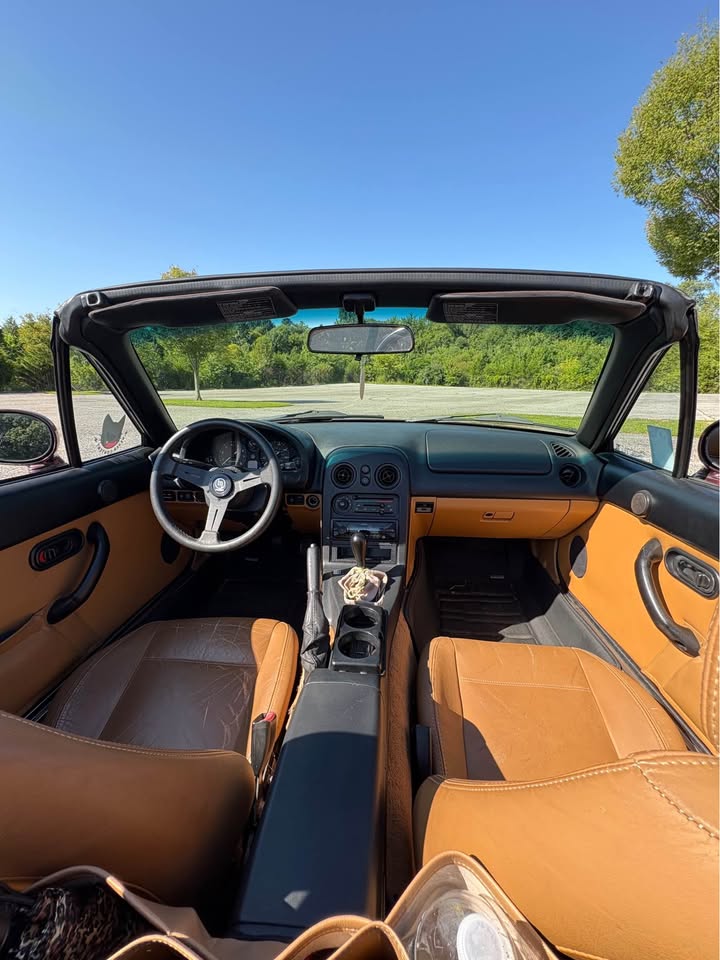 1995 Mazda Miata M Edition, manual swap, roll bar, coilovers, photo 6