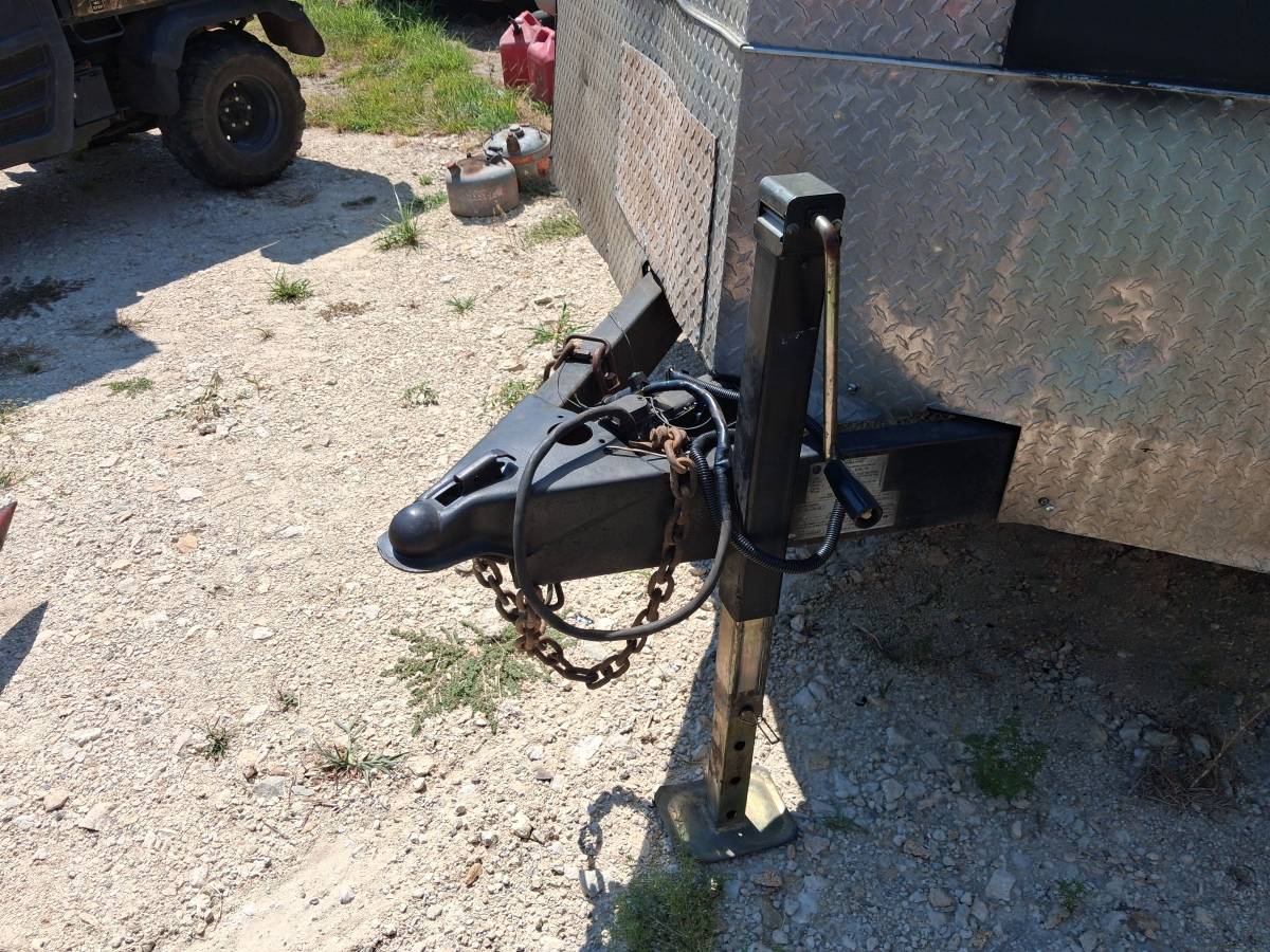 22 FT INCLOSED CAR HAULER, photo 6
