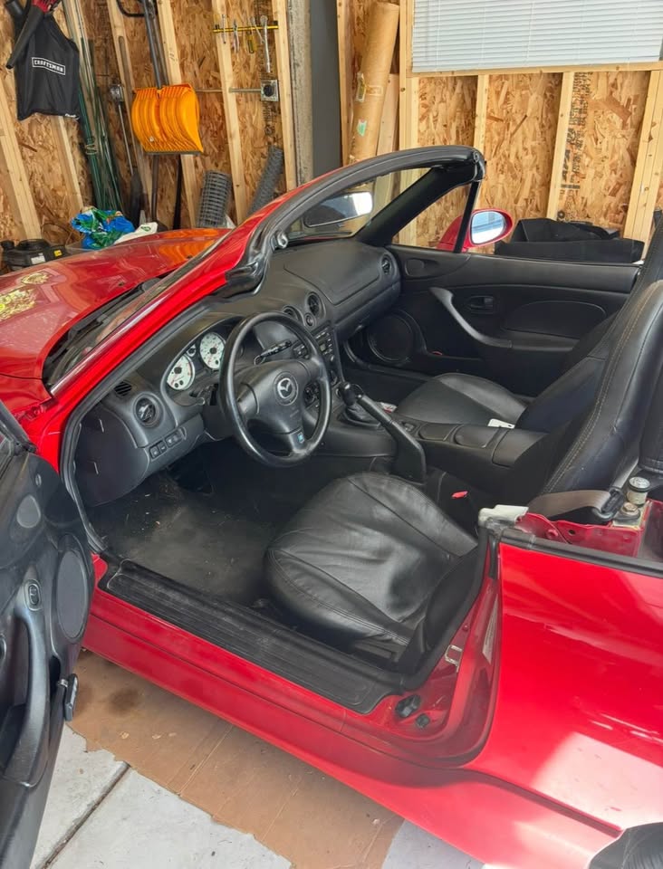 2001 Mazda Miata RF LS, 5-speed, 148k miles, no rust, photo 12