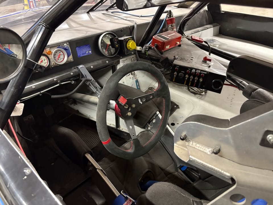 2002 Lefthander late model roller, chassis 1199, no engine, photo 6