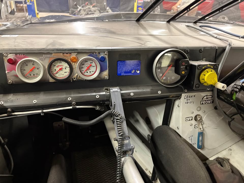 2002 Lefthander late model roller, chassis 1199, no engine, photo 7