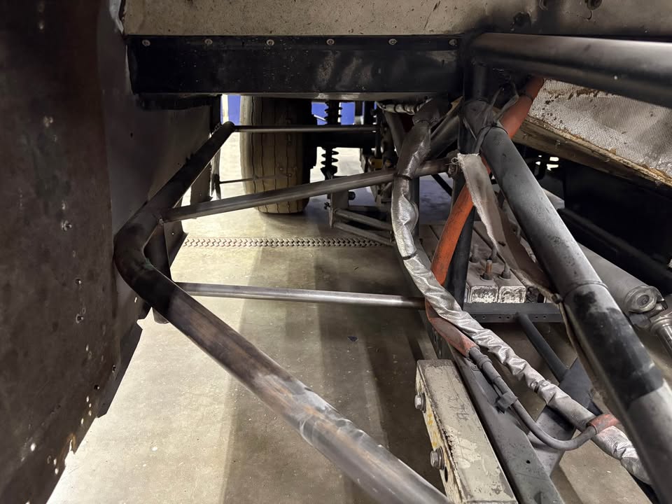 2002 Lefthander late model roller, chassis 1199, no engine, photo 16