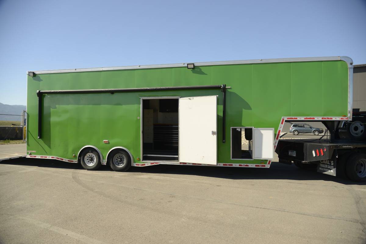 2022 Cargo Mate 34' Gooseneck Enclosed Race Trailer, photo 4