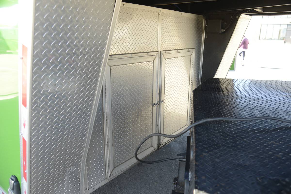 2022 Cargo Mate 34' Gooseneck Enclosed Race Trailer, photo 7