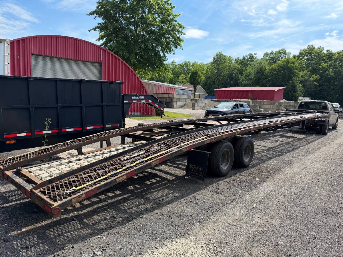Kaufman 2019 Car Trailer Hauler Hydraulic Brakes With 10 Feet Ramps, photo 2
