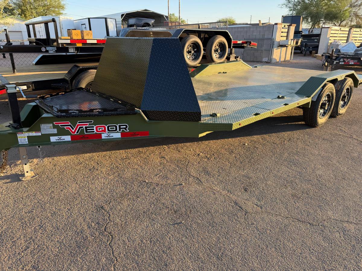 2026 car hauler trailer drive drive over fender 102”x18’, photo 3