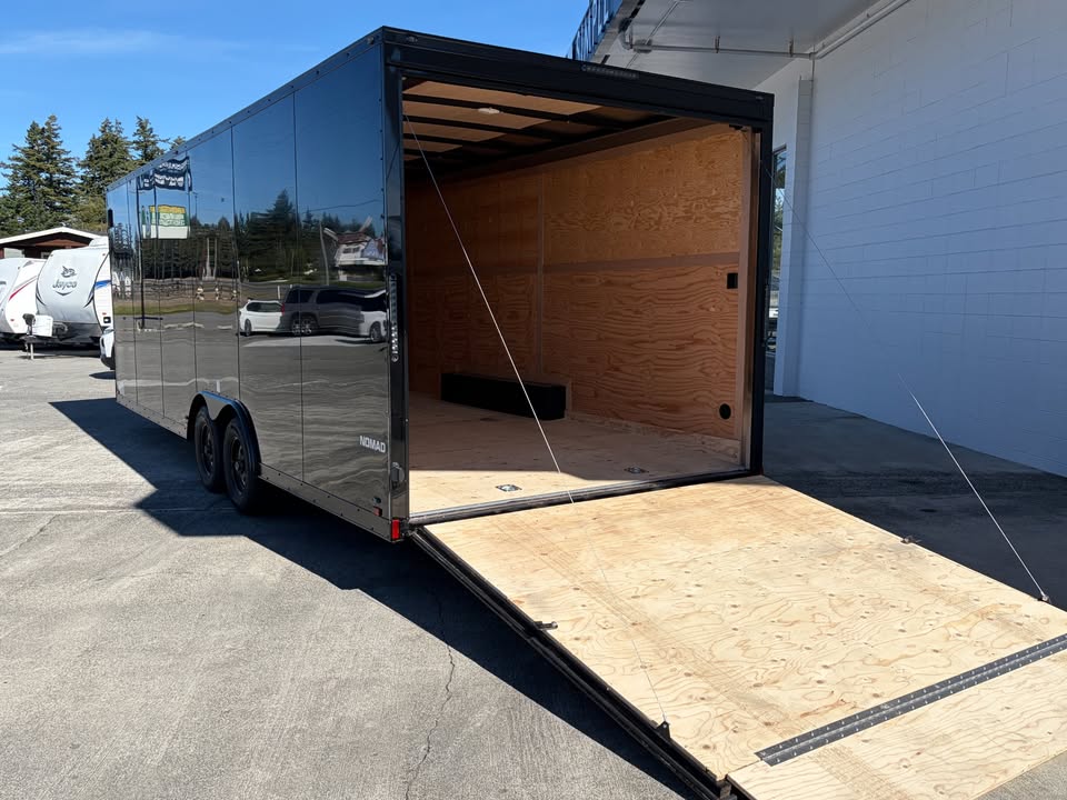 2027 Forest River Cargo King Nomad 8.5x24 enclosed car trailer, photo 9