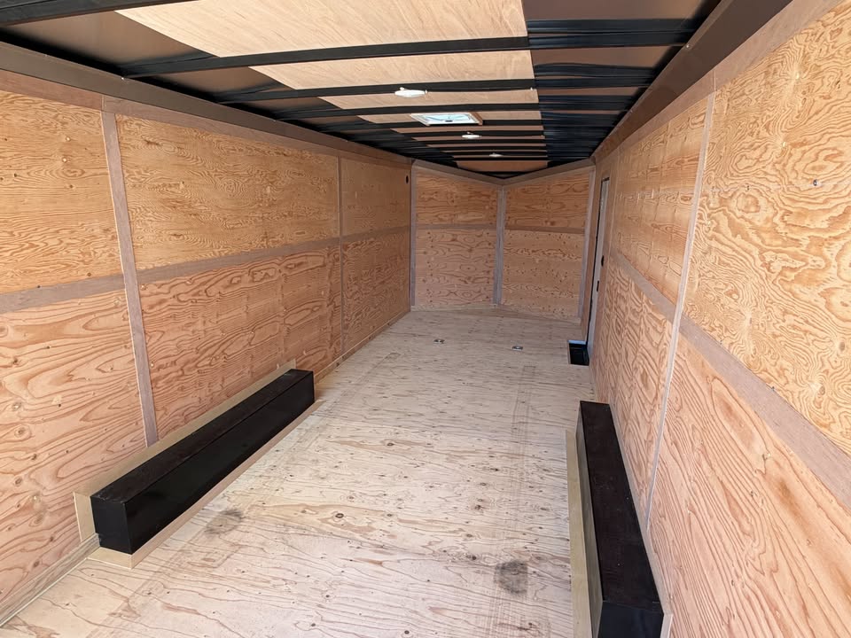 2027 Forest River Cargo King Nomad 8.5x24 enclosed car trailer, photo 12