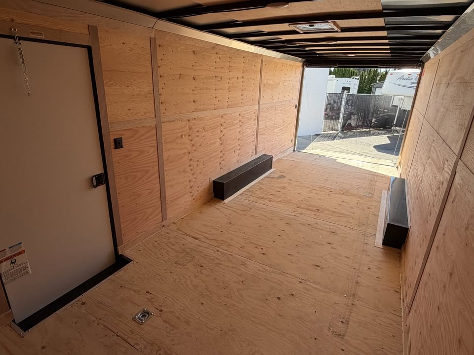 2027 Forest River Cargo King Nomad 8.5x24 enclosed car trailer, photo 13