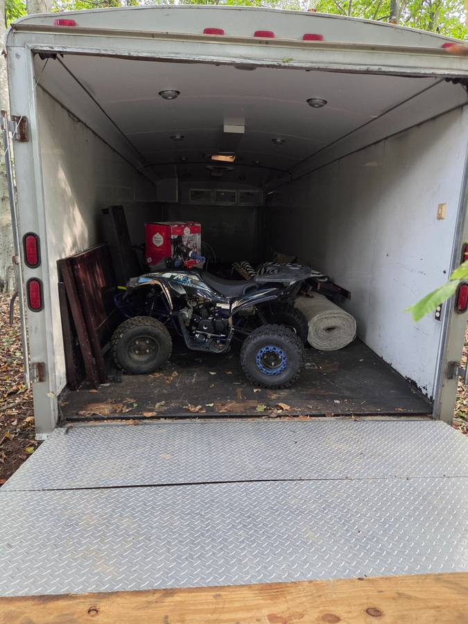 Enclosed car hauler /trade, photo 9